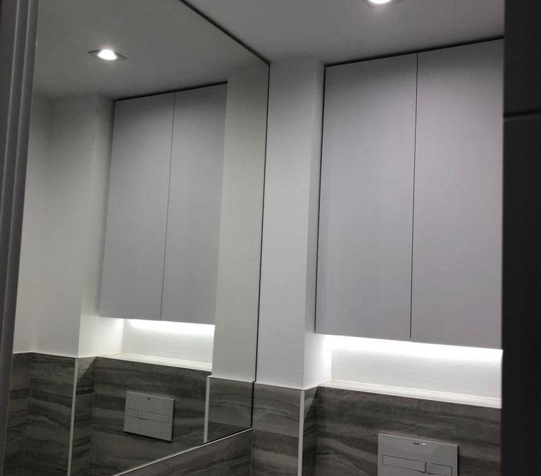 Reforma e iluminación led en cocina y baños